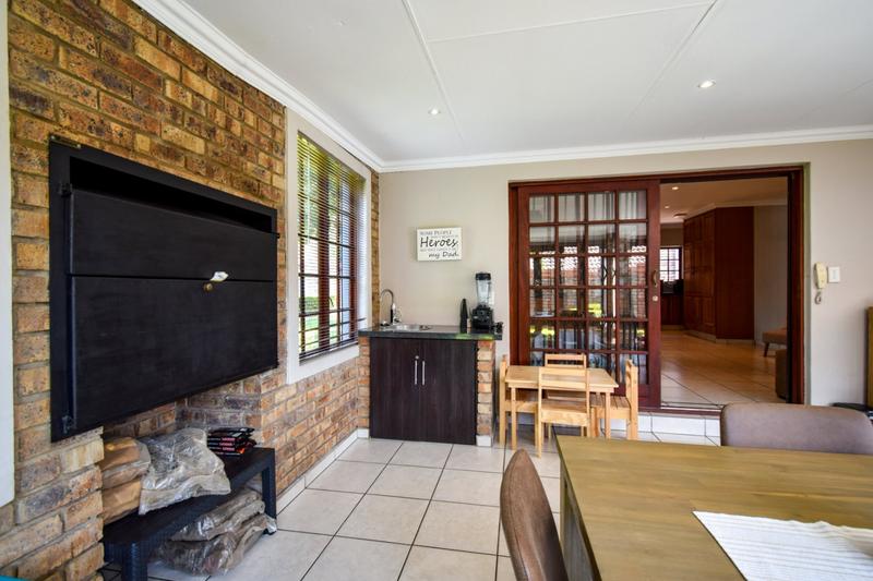 3 Bedroom Property for Sale in Magalieskruin Gauteng