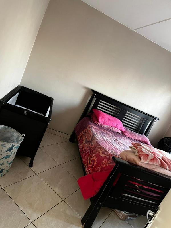 2 Bedroom Property for Sale in Mondeor Gauteng