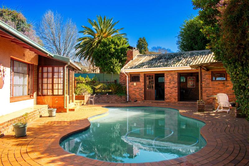 4 Bedroom Property for Sale in Florida Park Gauteng