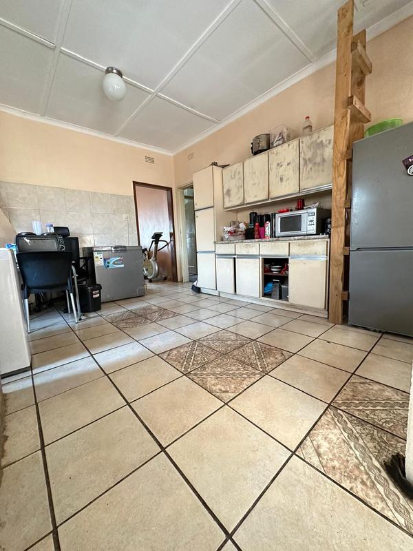 2 Bedroom Property for Sale in Coronationville Gauteng