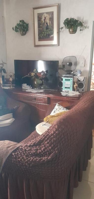 2 Bedroom Property for Sale in Fleurhof Gauteng