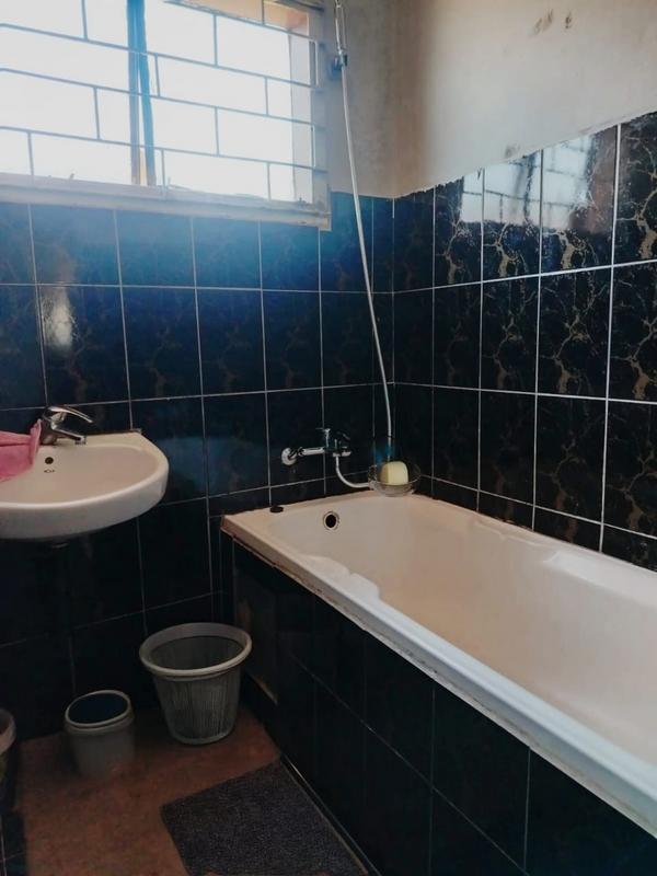 2 Bedroom Property for Sale in Lenasia South Gauteng