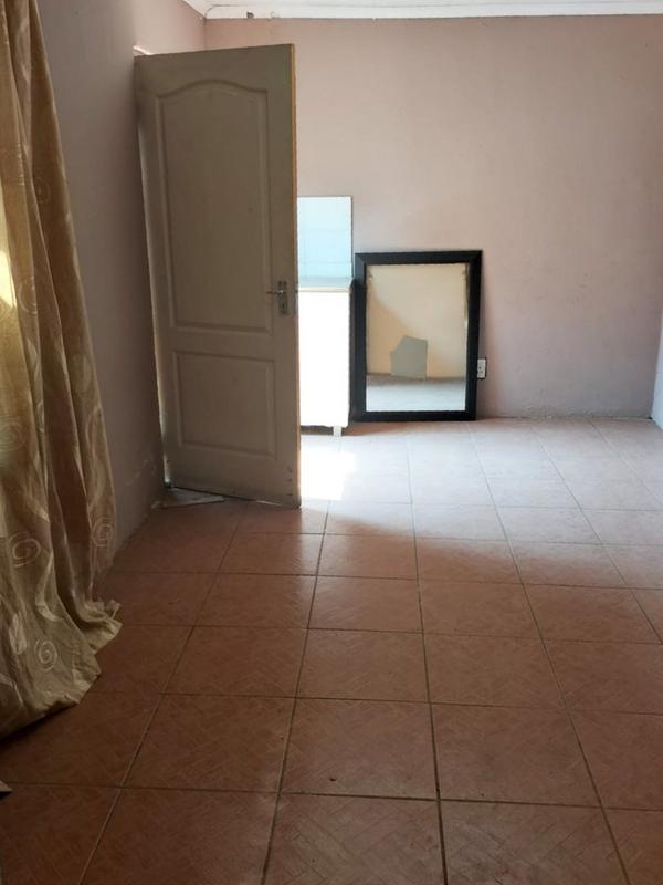 0 Bedroom Property for Sale in Protea Glen Gauteng