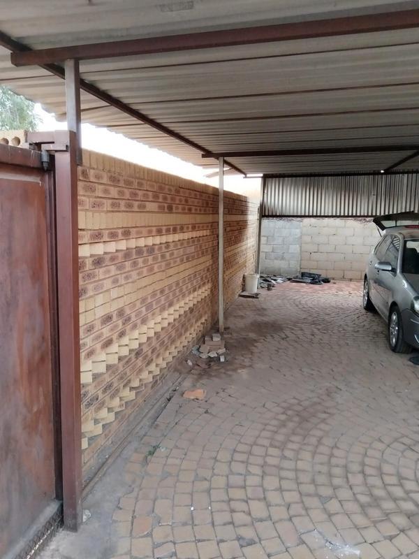 2 Bedroom Property for Sale in Vosloorus Gauteng