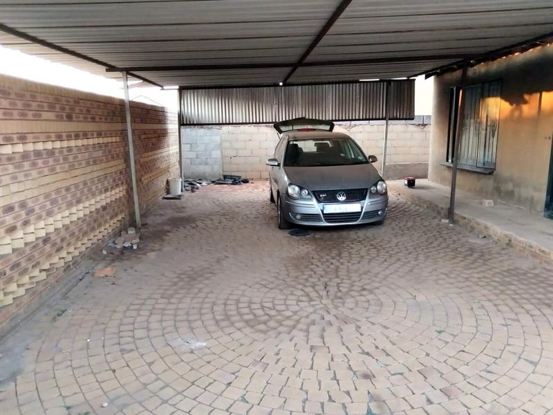 2 Bedroom Property for Sale in Vosloorus Gauteng