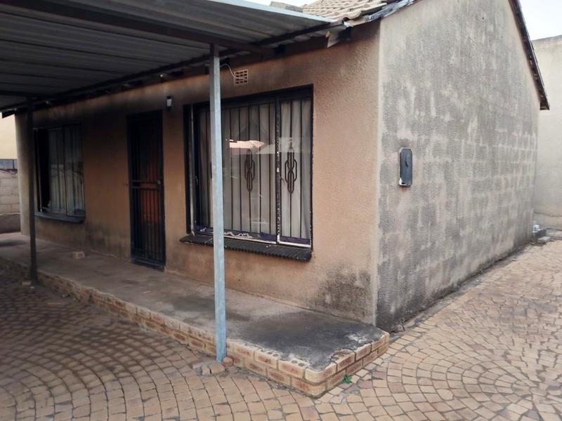 2 Bedroom Property for Sale in Vosloorus Gauteng