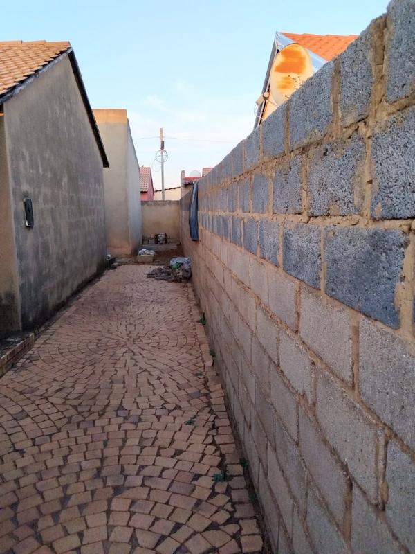 2 Bedroom Property for Sale in Vosloorus Gauteng