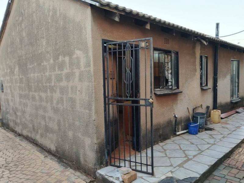 2 Bedroom Property for Sale in Vosloorus Gauteng