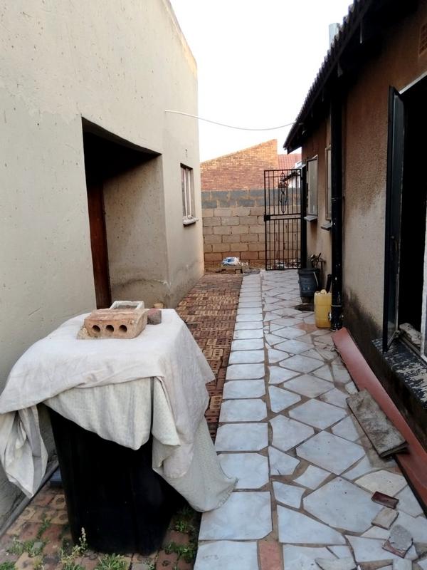 2 Bedroom Property for Sale in Vosloorus Gauteng