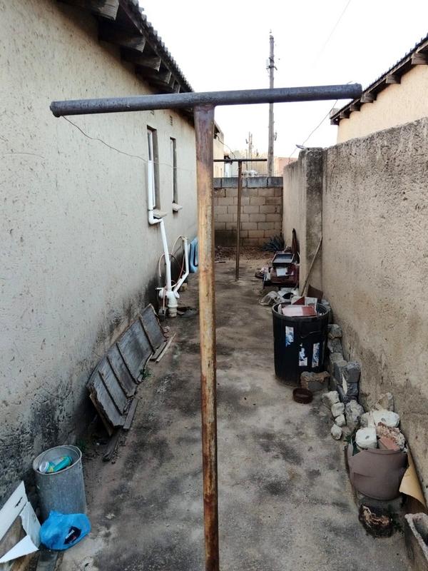 2 Bedroom Property for Sale in Vosloorus Gauteng