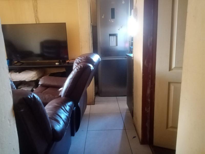 2 Bedroom Property for Sale in Rondebult Gauteng