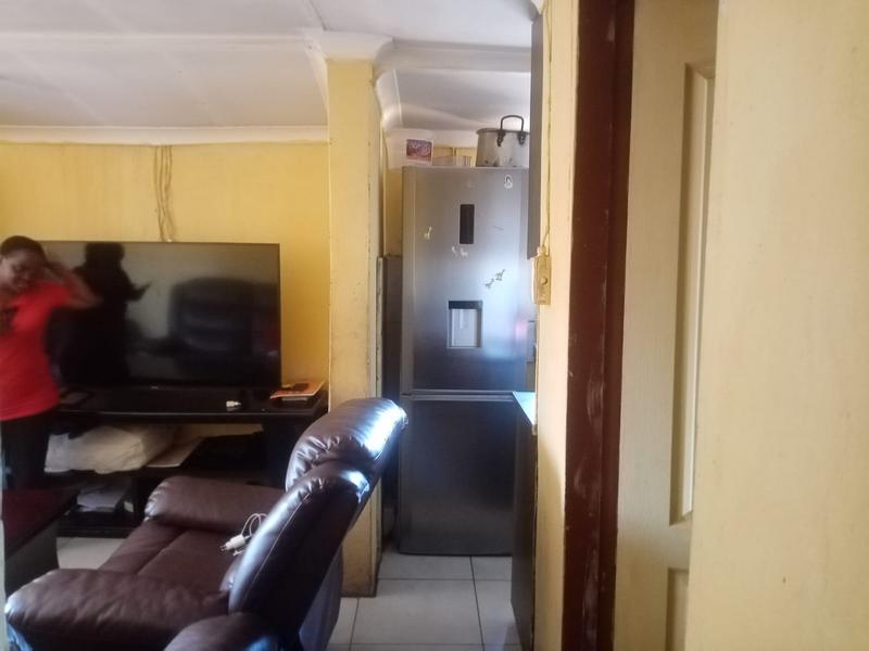 2 Bedroom Property for Sale in Rondebult Gauteng