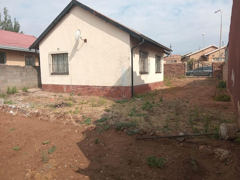 3 Bedroom Property for Sale in Diepkloof Gauteng