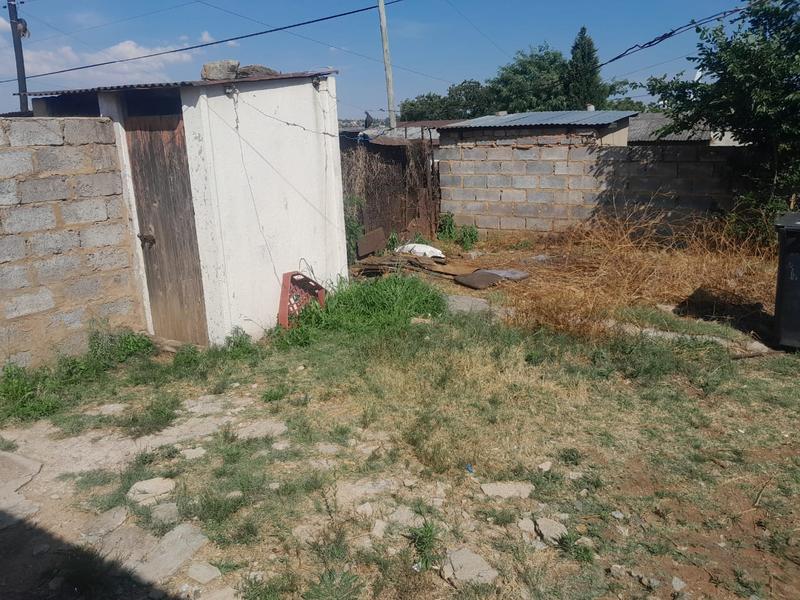 2 Bedroom Property for Sale in Orlando Gauteng