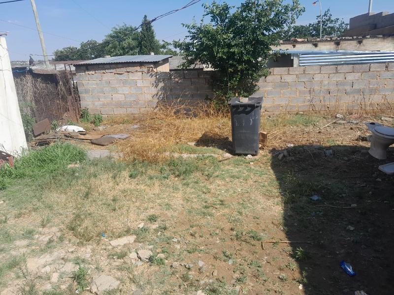 2 Bedroom Property for Sale in Orlando Gauteng