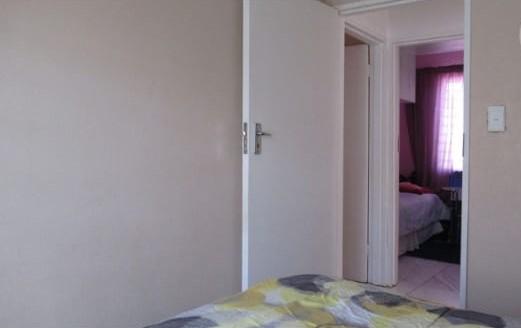 5 Bedroom Property for Sale in Protea Glen Gauteng