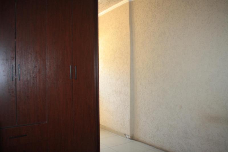 To Let 4 Bedroom Property for Rent in Clayville Gauteng
