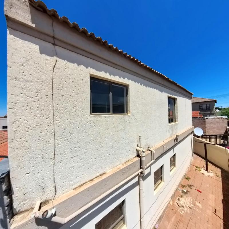 To Let 4 Bedroom Property for Rent in Clayville Gauteng