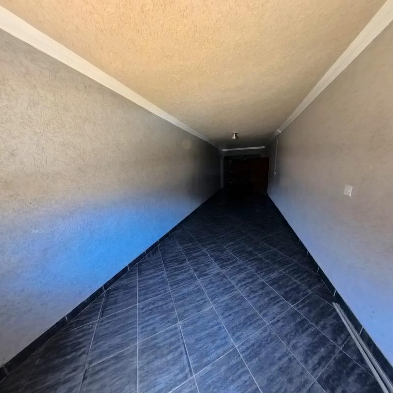 To Let 4 Bedroom Property for Rent in Clayville Gauteng