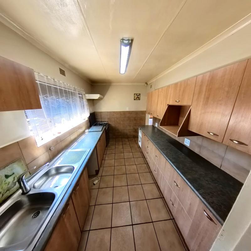 4 Bedroom Property for Sale in Croydon Gauteng