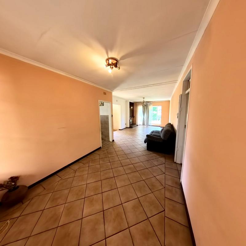 4 Bedroom Property for Sale in Croydon Gauteng