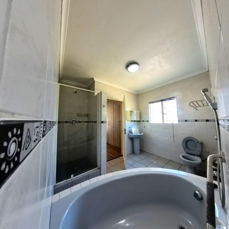 4 Bedroom Property for Sale in Croydon Gauteng