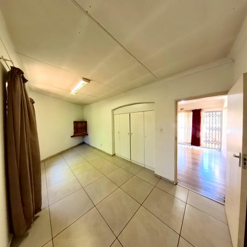 4 Bedroom Property for Sale in Croydon Gauteng