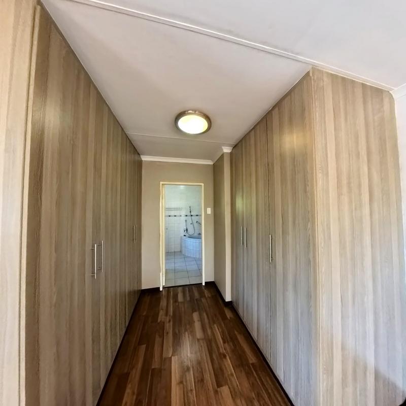 4 Bedroom Property for Sale in Croydon Gauteng