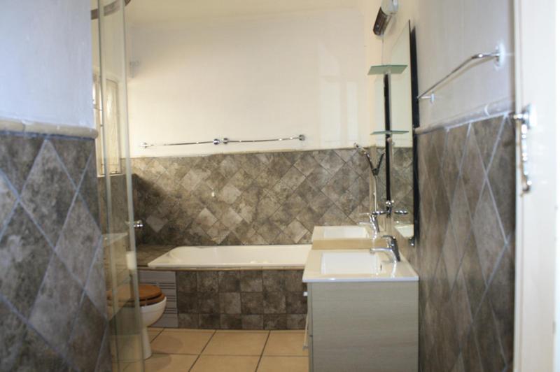 4 Bedroom Property for Sale in Croydon Gauteng