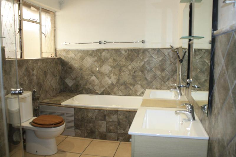 4 Bedroom Property for Sale in Croydon Gauteng
