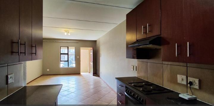 3 Bedroom Property for Sale in Albertsdal Gauteng
