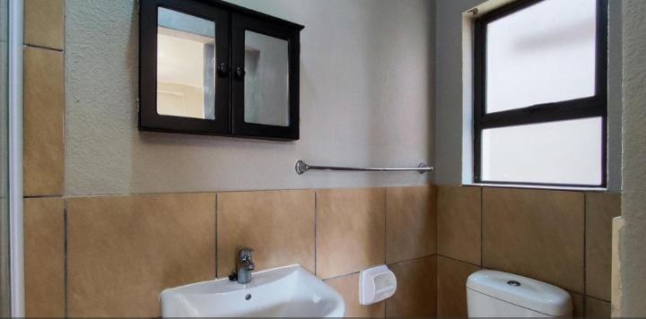 3 Bedroom Property for Sale in Albertsdal Gauteng