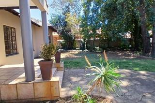 4 Bedroom Property for Sale in New Redruth Gauteng