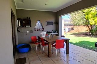 4 Bedroom Property for Sale in New Redruth Gauteng