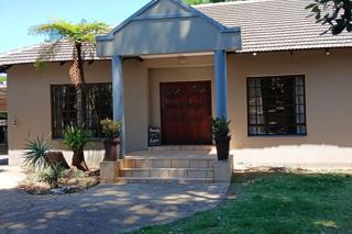 4 Bedroom Property for Sale in New Redruth Gauteng