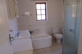 4 Bedroom Property for Sale in New Redruth Gauteng