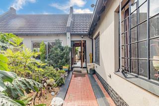 4 Bedroom Property for Sale in Verwoerdpark Gauteng