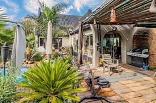 4 Bedroom Property for Sale in Verwoerdpark Gauteng