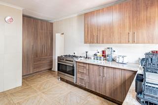 4 Bedroom Property for Sale in Verwoerdpark Gauteng