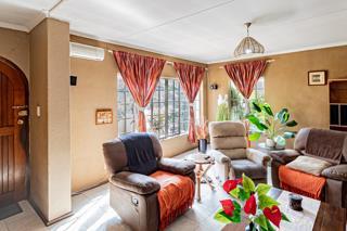 4 Bedroom Property for Sale in Verwoerdpark Gauteng