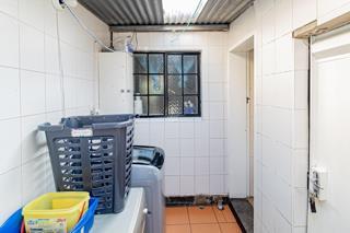 4 Bedroom Property for Sale in Verwoerdpark Gauteng