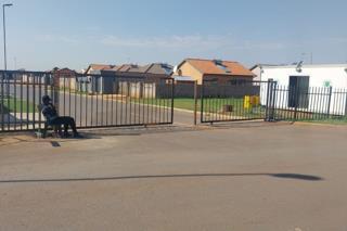 2 Bedroom Property for Sale in Windmill Park Gauteng