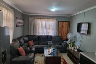 2 Bedroom Property for Sale in Windmill Park Gauteng
