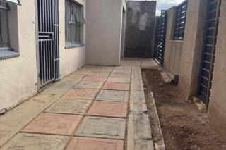 5 Bedroom Property for Sale in Molapo Gauteng