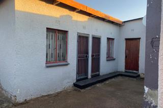 5 Bedroom Property for Sale in Molapo Gauteng