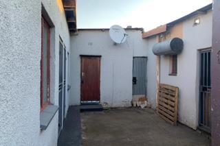 5 Bedroom Property for Sale in Molapo Gauteng