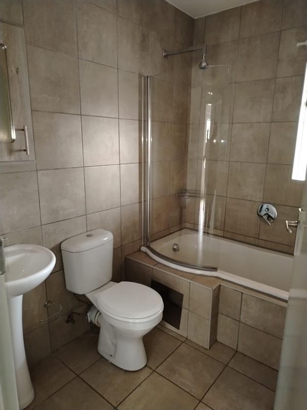 2 Bedroom Property for Sale in Montana Gauteng