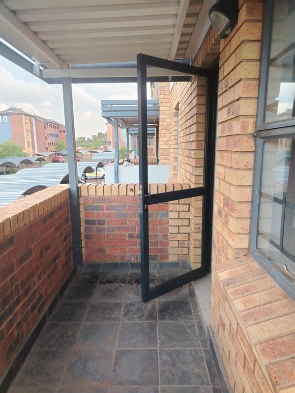 2 Bedroom Property for Sale in Montana Gauteng