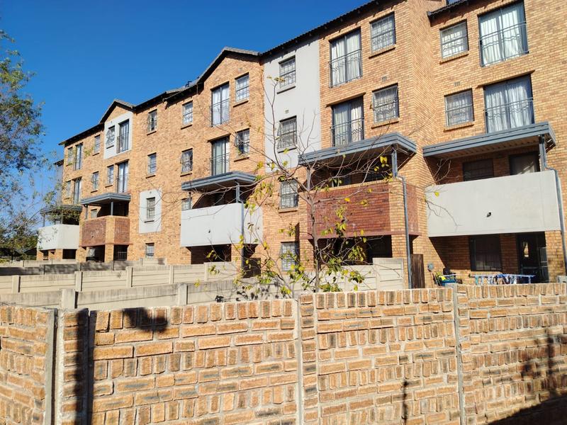 2 Bedroom Property for Sale in Montana Gauteng