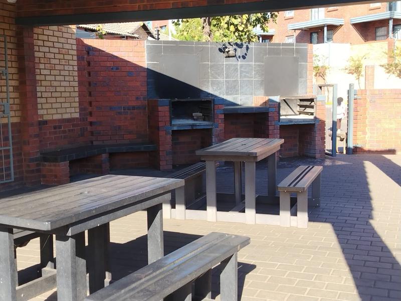 2 Bedroom Property for Sale in Montana Gauteng